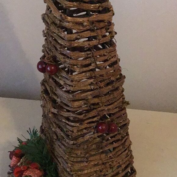 Christmas tree with twine rustic berries Xmas natural boho décor decoration - Picture 3 of 4